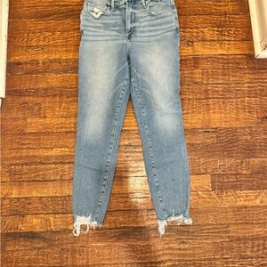 Good American Light Blue Cropped Jeans
